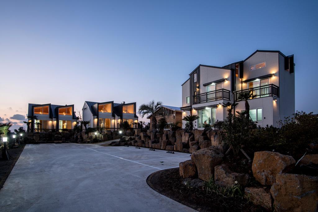 Jeju 542 Pension Seogwipo Ruang foto