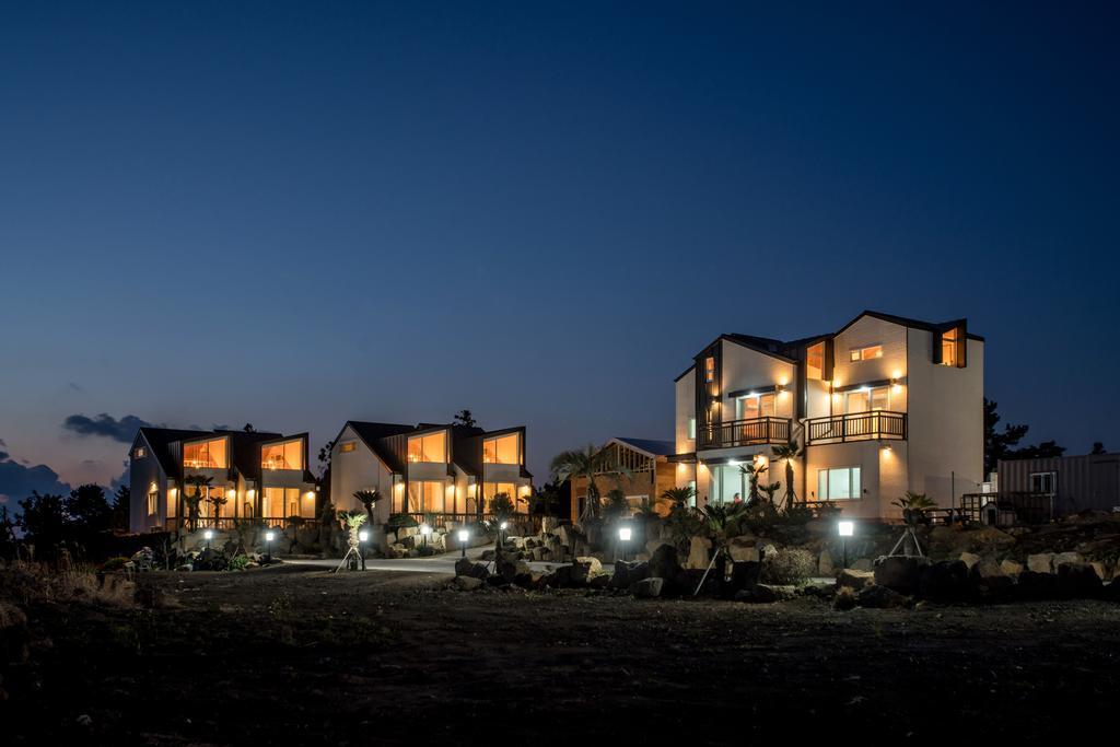 Jeju 542 Pension Seogwipo Ruang foto