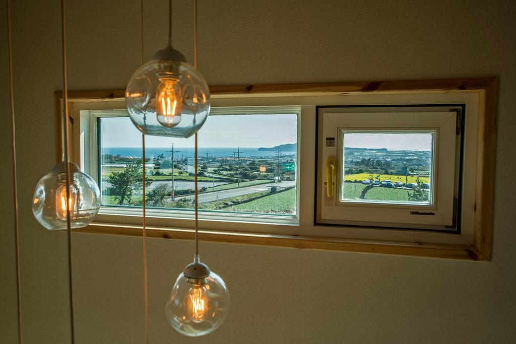 Jeju 542 Pension Seogwipo Ruang foto
