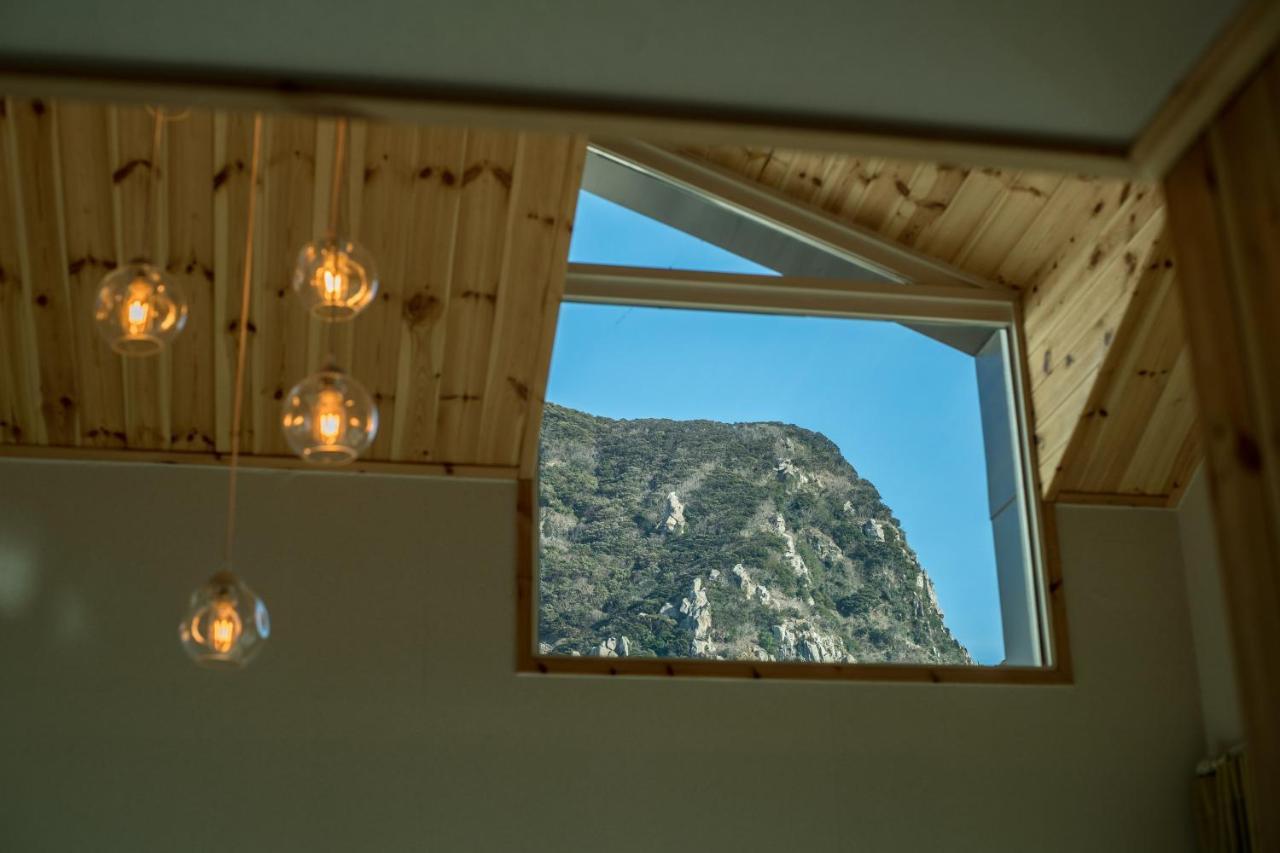 Jeju 542 Pension Seogwipo Bagian luar foto